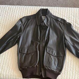 LL Bean Men's Dark Brown Leather Jacket